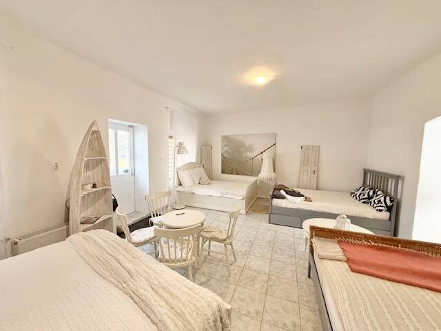 Eladó üzlethelyiség, Pécsett 39.9 M Ft, 2 szobás