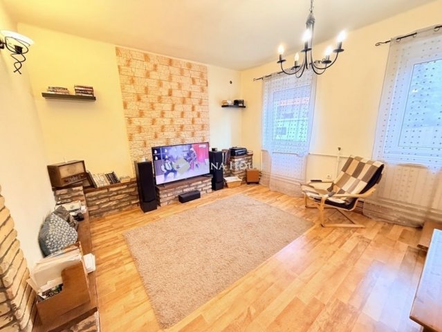 Eladó családi ház, Tápiószecsőn 74.9 M Ft, 3 szobás