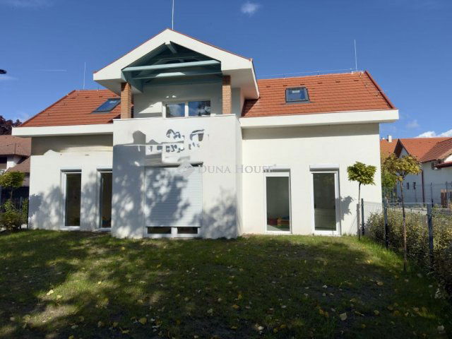 Kiadó iroda, Balatonfüreden 450 E Ft / hó / költözzbe.hu