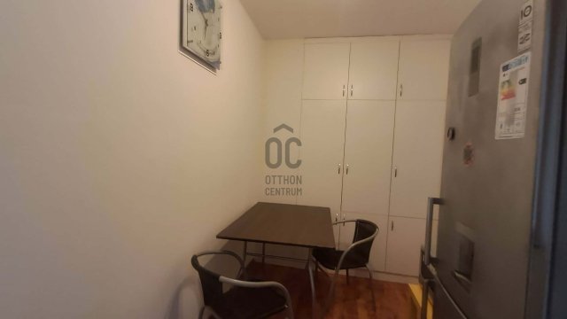 Eladó panellakás, Debrecenben 49.9 M Ft, 2 szobás