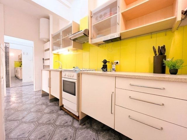 Eladó téglalakás, Budapesten, XX. kerületben 52.4 M Ft, 1 szobás