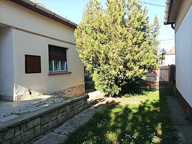 Eladó családi ház, Törökszentmiklóson 27.89 M Ft, 3 szobás