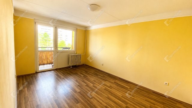 Eladó panellakás, Miskolcon 24.5 M Ft, 2 szobás