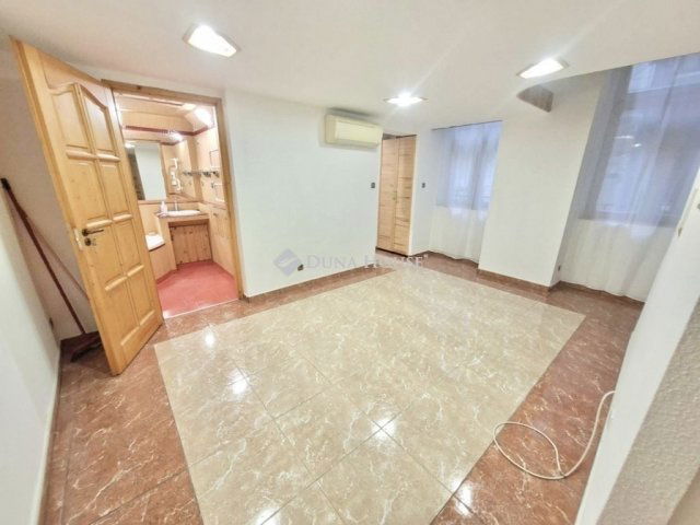 Eladó téglalakás, Budapesten, IX. kerületben 59.9 M Ft, 1 szobás