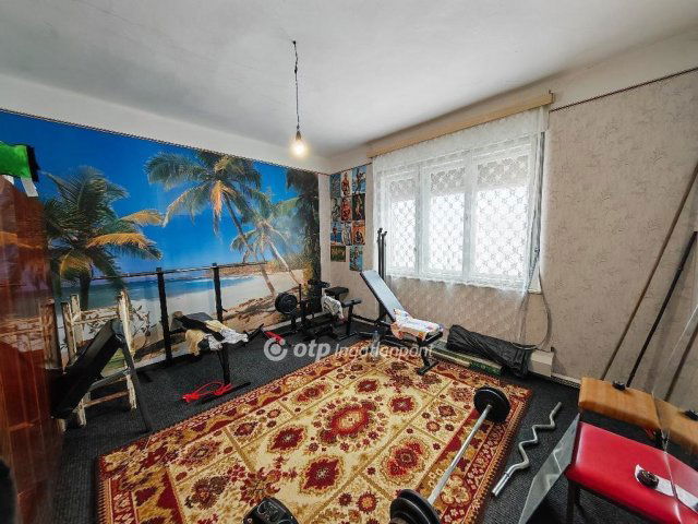 Eladó családi ház, Kiskunlacházán 36.9 M Ft, 2 szobás