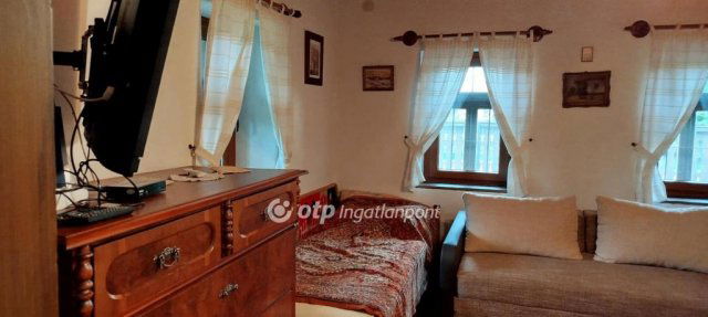 Eladó családi ház, Ároktőn 45 M Ft, 2 szobás