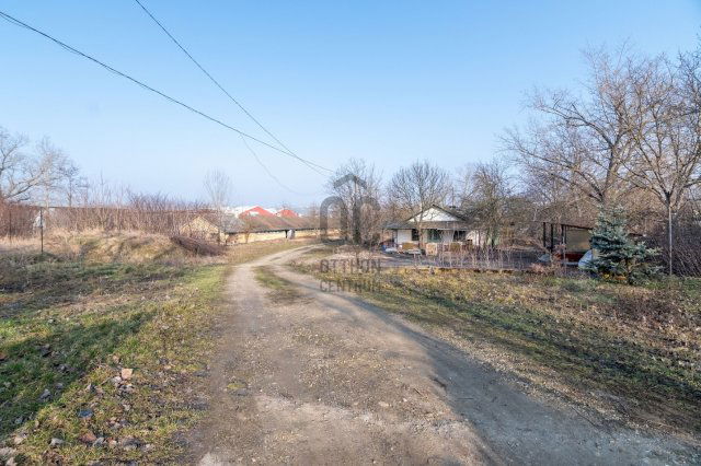 Eladó telek, Felsőzsolcán 300 M Ft / költözzbe.hu