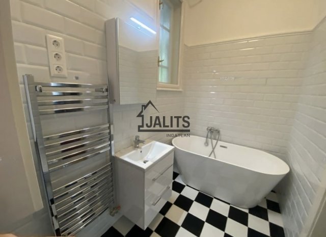 Kiadó téglalakás, albérlet, VI. kerületben, Lendvay utcában