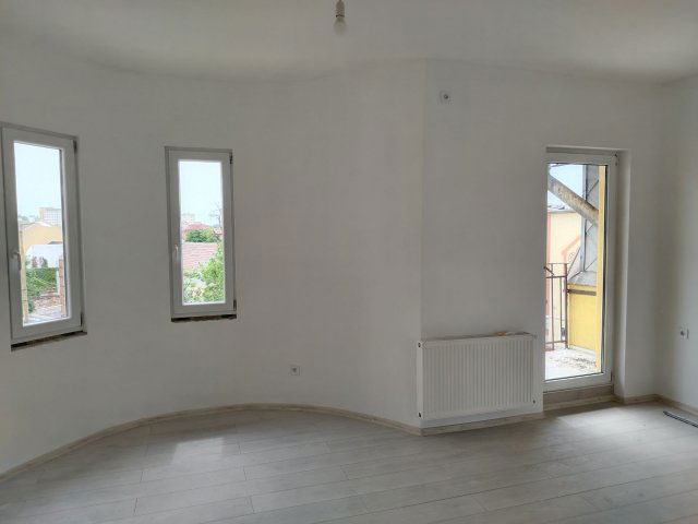 Eladó téglalakás, Szolnokon 49.9 M Ft, 2 szobás