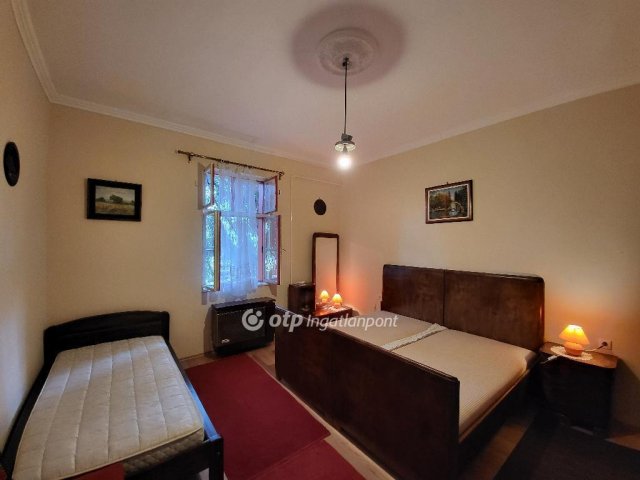 Eladó családi ház, Zamárdiban 90 M Ft, 3 szobás