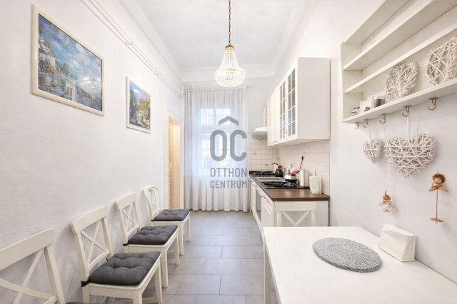 Kiadó téglalakás, albérlet, Budapesten, VI. kerületben