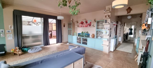 Eladó családi ház, Zsámbékon 86.9 M Ft, 1+2 szobás