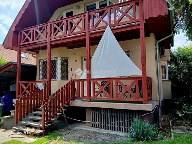 Eladó családi ház, Budapesten, III. kerületben 129.9 M Ft