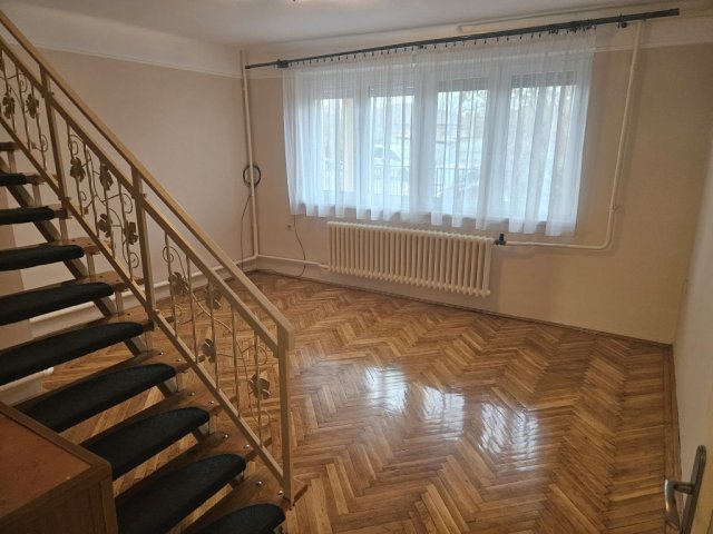 Eladó téglalakás, Debrecenben 77.5 M Ft, 2+1 szobás