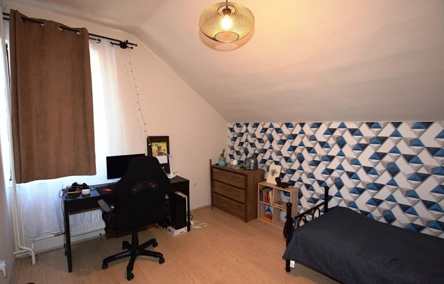 Eladó családi ház, Debrecenben 128 M Ft, 4 szobás