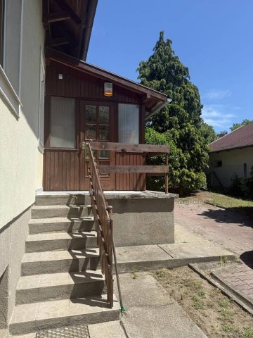 Eladó családi ház, Veresegyházon 149 M Ft, 5 szobás