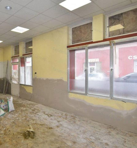 Eladó üzlethelyiség, Szolnokon 34.9 M Ft, 3 szobás