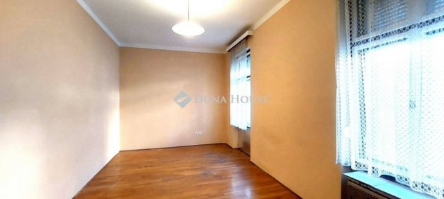 Eladó téglalakás, Szombathelyen 42.8 M Ft, 2 szobás