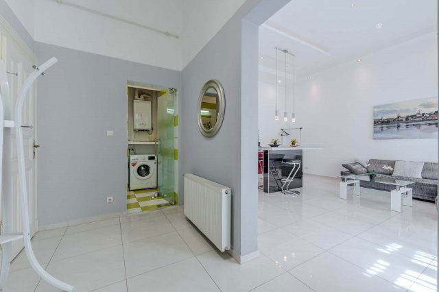 Eladó téglalakás, Budapesten, VII. kerületben 102.9 M Ft