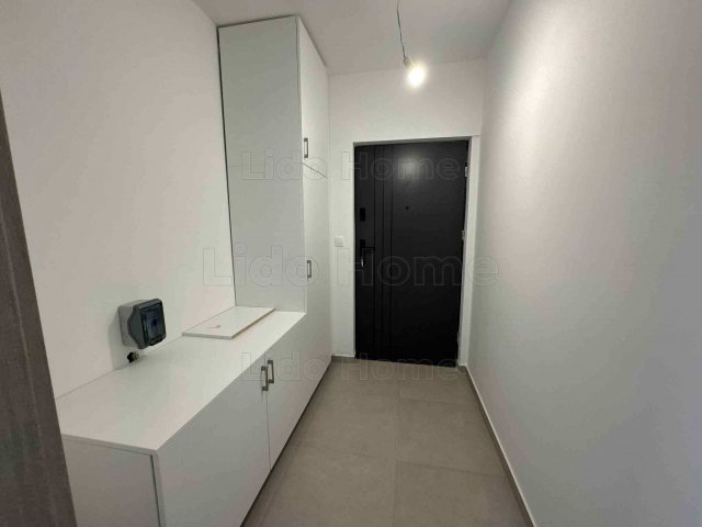 Eladó téglalakás, Siófokon 62.3 M Ft, 1 szobás