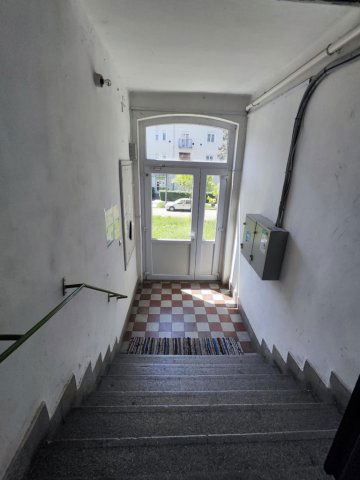 Eladó téglalakás, Komlón 25.99 M Ft, 2+2 szobás