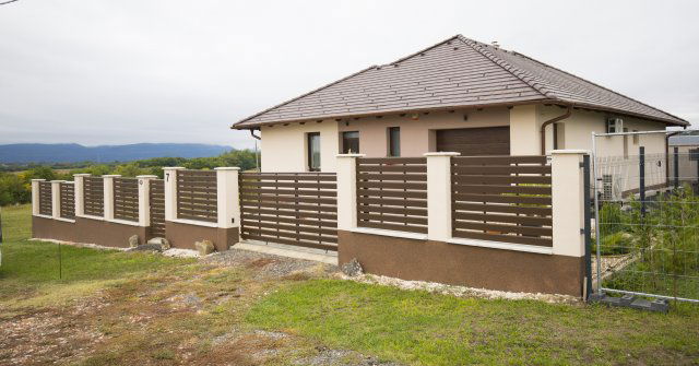 Eladó családi ház, Vácrátóton 139 M Ft, 4 szobás