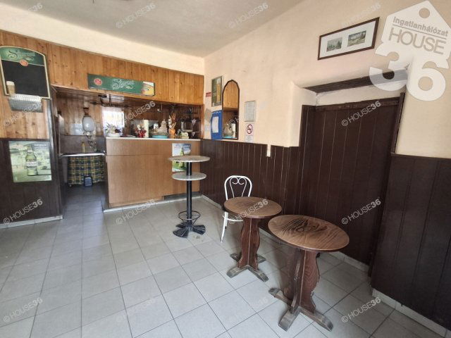 Eladó családi ház, Jakabszálláson 29.999 M Ft, 3 szobás