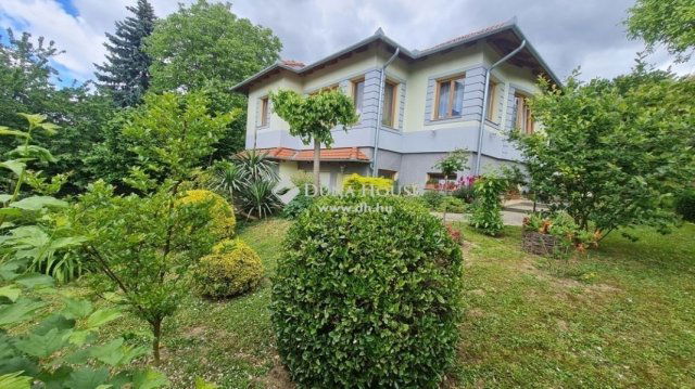 Eladó családi ház, Zalaegerszegen 149.9 M Ft, 5 szobás