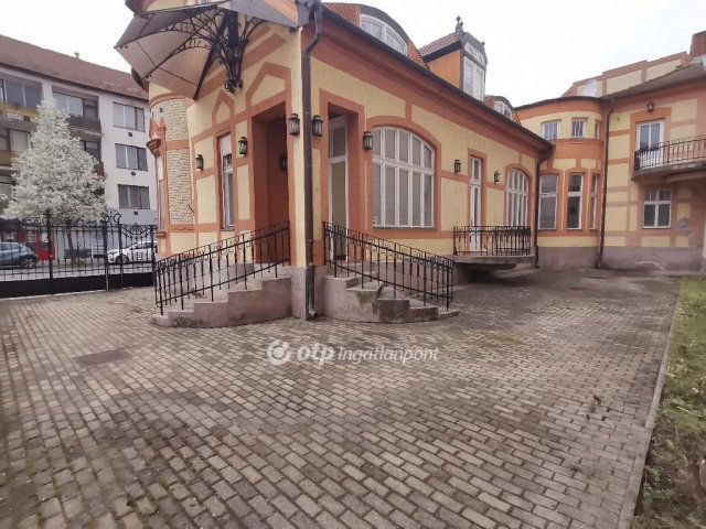 Eladó iroda, Békéscsabán 299 M Ft / költözzbe.hu
