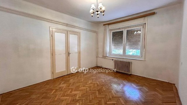 Eladó téglalakás, Győrött 62.9 M Ft, 2+1 szobás