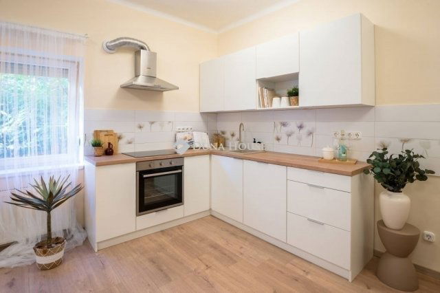 Eladó téglalakás, Budapesten, XI. kerületben 109.9 M Ft