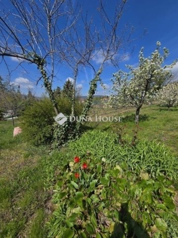 Eladó családi ház, Pécsett 184.99 M Ft, 6 szobás