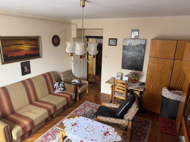 Eladó téglalakás, Pécsett, Komlói úton 25.9 M Ft, 2 szobás