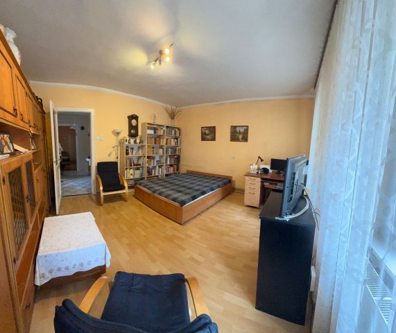 Eladó családi ház, Székesfehérvárott 79.8 M Ft, 2 szobás