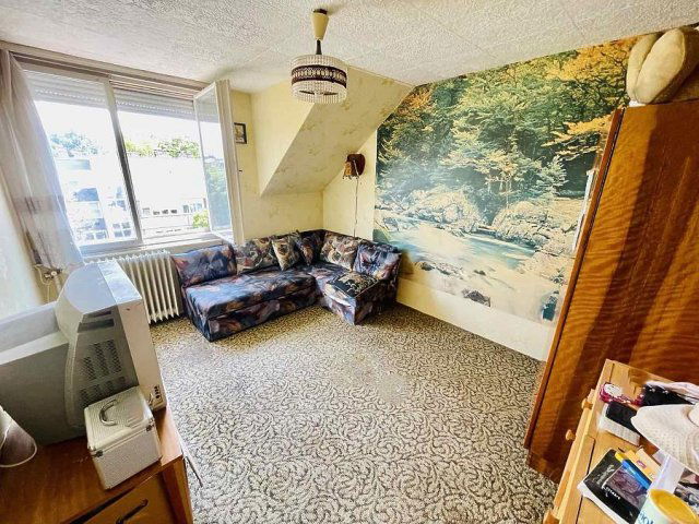 Eladó téglalakás, Vácon 65 M Ft, 4+1 szobás