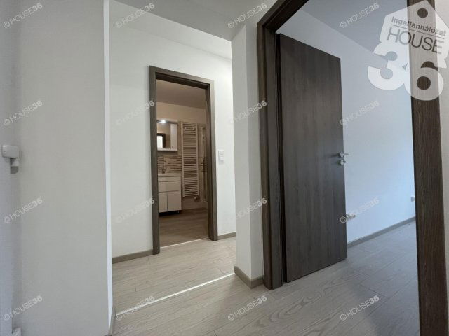 Eladó panellakás, Kecskeméten 44.9 M Ft, 2 szobás