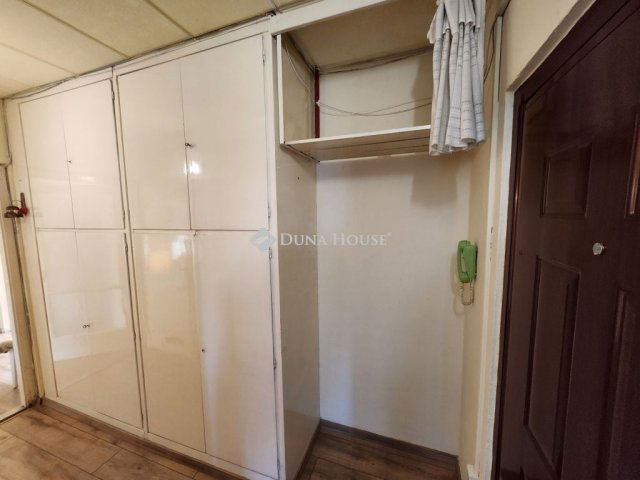 Eladó panellakás, Budapesten, IV. kerületben 71.9 M Ft