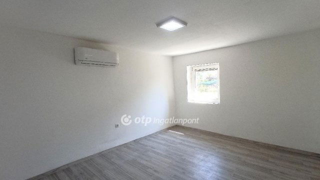 Eladó családi ház, Jánoshidán 14.9 M Ft, 2 szobás