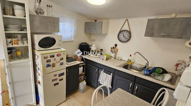 Eladó családi ház, Pellérden 29.99 M Ft, 1 szobás