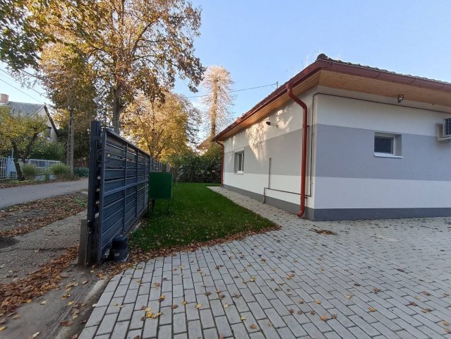 Eladó nyaraló, Berekfürdőn 46.9 M Ft, 2 szobás