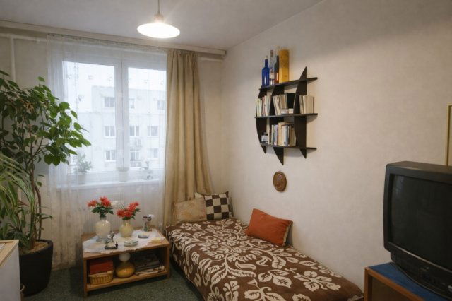 Eladó panellakás, Debrecenben 48.99 M Ft, 2 szobás