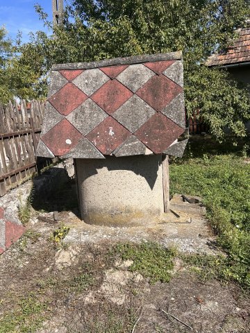 Eladó családi ház, Banán 30 M Ft, 2 szobás