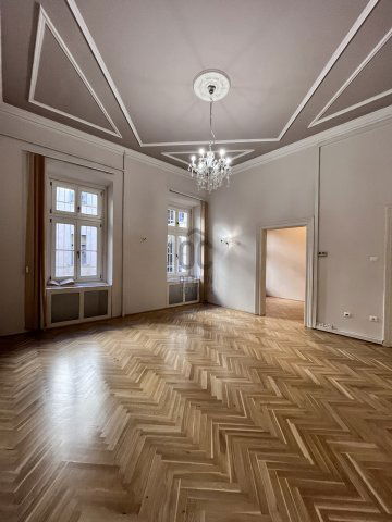 Eladó téglalakás, Budapesten, VI. kerületben 225 M Ft, 5 szobás