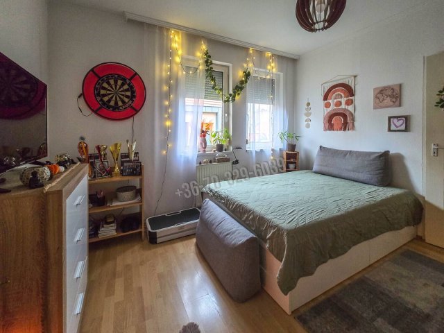 Kiadó téglalakás, albérlet, Sopronban, Ógabona téren