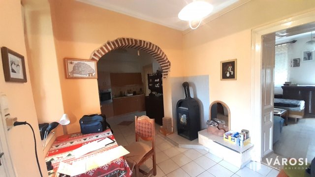 Eladó családi ház, Szombathelyen 59.98 M Ft, 3 szobás
