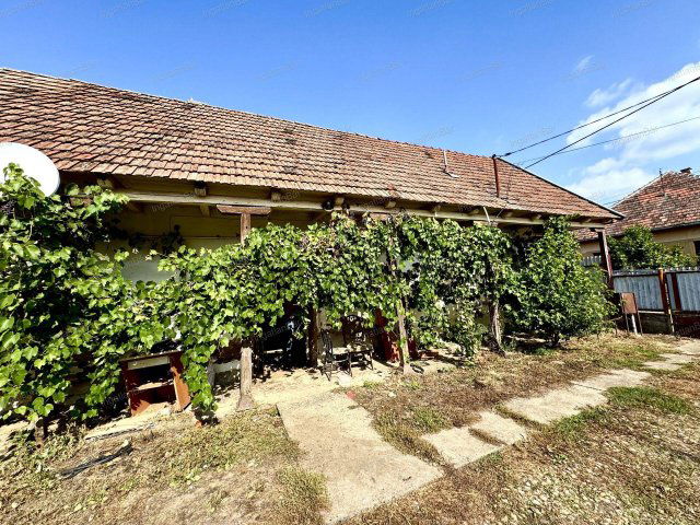 Eladó családi ház, Nagyecseden 8.9 M Ft, 3 szobás