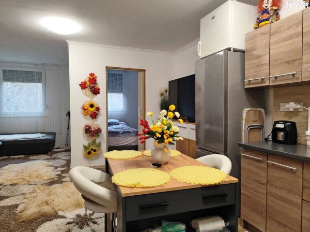 Eladó nyaraló, Dombóváron 23 M Ft, 1+1 szobás