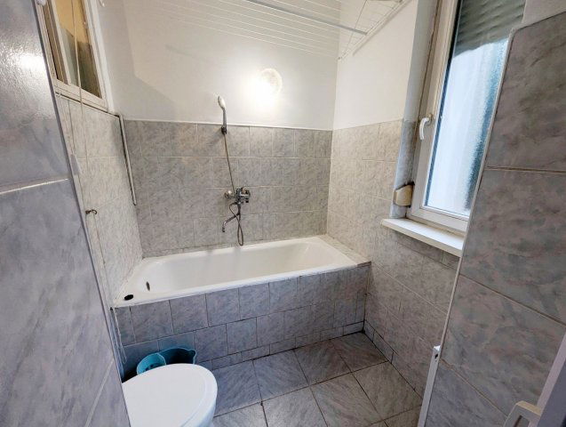 Kiadó téglalakás, albérlet, XVIII. kerületben, Dolgozó úton