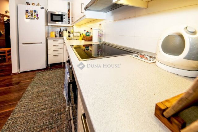 Eladó téglalakás, Siófokon 135 M Ft, 3 szobás