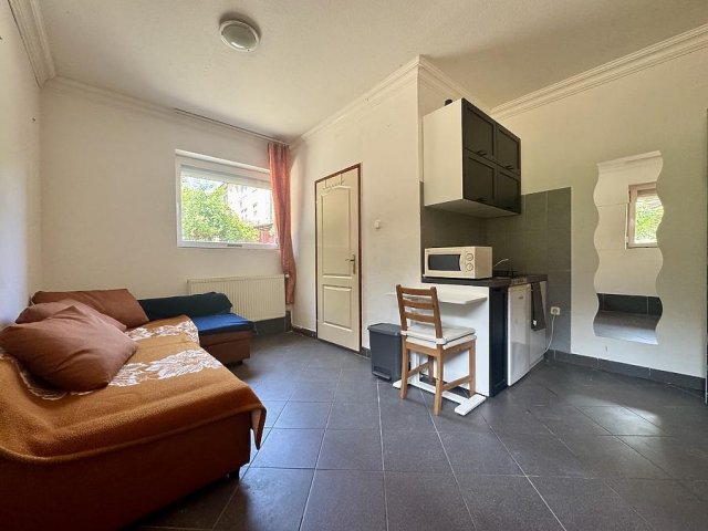 Eladó téglalakás, Szigetszentmiklóson 19.5 M Ft, 1 szobás